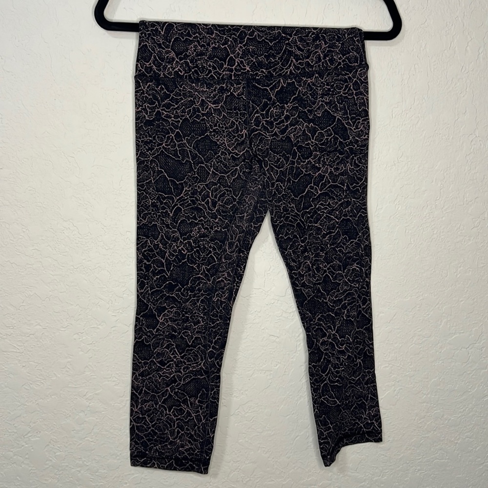 Lululemon align crop